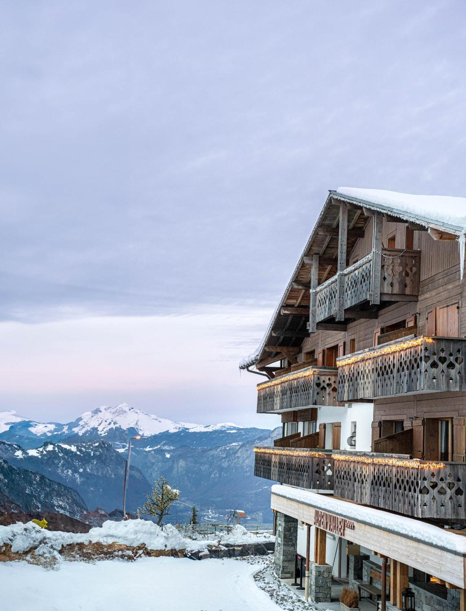 Chalet Alpen Valley, Mont-Blanc Combloux Exterior photo